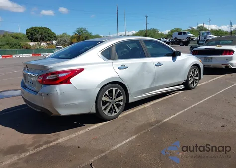 2016 Nissan Altima 2.5 Sr z USA, uszkodzony, nr VIN 1N4AL3AP9GC266981